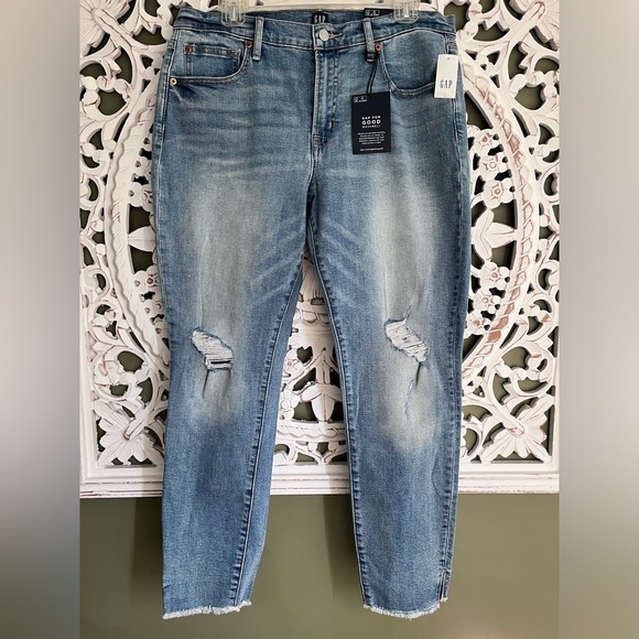 NEW w/ Tags Women's Gap true ankle skinny Distressed denim Jeans size 14 / 32 R - Picture 1 of 7